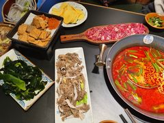 -贵厨酸汤牛肉(花果园国际中心店)