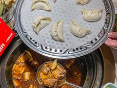 -锅当当铁锅炖烀饼王(长泰广场店)