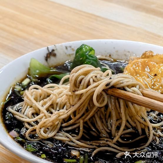 七妹糊辣辣小面