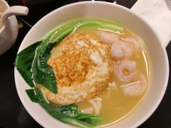 -鲜入唯煮·港式海鲜牛肉火锅(金宝街店)