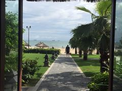 -三亚湾海居铂尔曼度假酒店