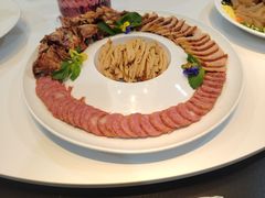 -红东阁东北菜烤肉酒馆(CROSS万象汇店)
