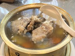 -汗腾格里·风味餐厅(新疆驻京办店)