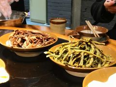 -锅来乐地锅鸡(安亭店)