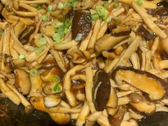 -大闫家烧烤·小海鲜家常菜(郑庄店)