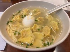鲜肉小馄饨-东泰祥生煎馆(长宁路店)