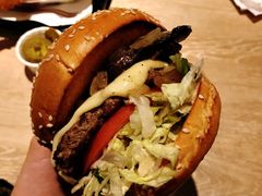 -The Habit Burger Grill 哈比特汉堡(复兴soho店)