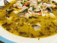 酸菜鱼-关东大厨老三熏鹅(新石店)