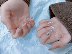 -灰姑娘美甲美睫馆