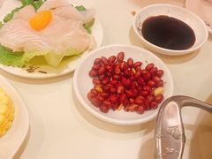 -一席地·本地鸡窝·杭帮鸡火锅(萧山银隆百货店)