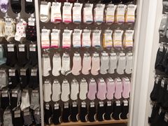 -名创优品(山东青岛华润万象城店)
