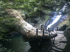 -夏霖九天银瀑风景区