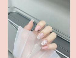 -孔雀手美甲美睫护理