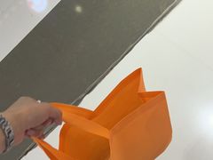 -白玉兰食品甜凤店(合生汇店)