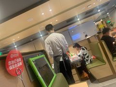 -海底捞火锅(漕宝路店)
