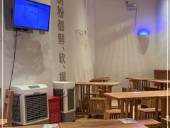 大堂-小满手工粉(上海月星环球港店)