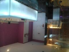 -天鹅恋主题酒店(积玉桥地铁站店)