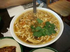 酸辣汤-做了不起的80后