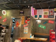 -肥汁米蘭香港米线(定西路店)
