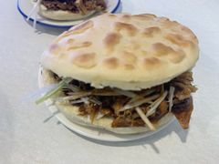 -烤鸭肉夹馍鸭汤店