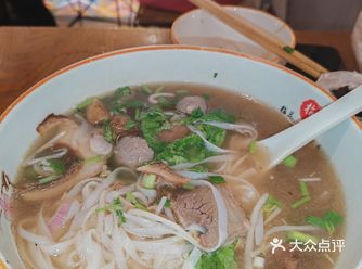 越南米粉清淡适口,很适合夏天天热没胃口时候来上一碗