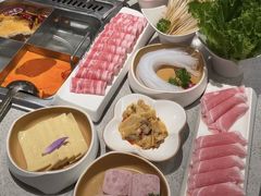 -海底捞火锅(世豪广场店)