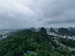 -叠彩山景区