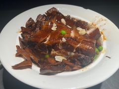 -吴越荣记苏州菜·松鼠桂鱼100%活鱼现做(斜塘老街店)