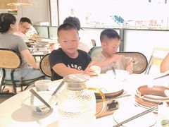 -费大厨辣椒炒肉(高铁吾悦广场店)