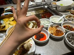 -海底捞火锅(宝龙广场夜宵主题店)