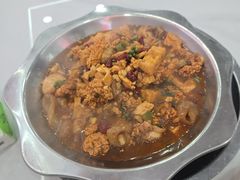 -丹水桥地锅鱼·翘嘴鲌·地方特色全鱼宴(丹江口大坝店)