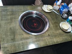 餐具摆设-忆川阁·记忆重庆火锅·龙虾·烧烤