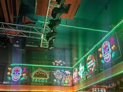 -Famous肥猫墨西哥音乐餐吧(五棵松华熙LIVE店)