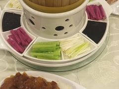 -鑫巴蜀小镇 · 水煮鱼专研店(玉桥店)