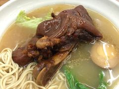 养颜猪手面-杨昌记大骨浓汤面(制造局路店)