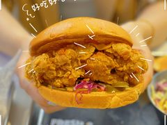 -TRIPS BURGER(大钟寺店)