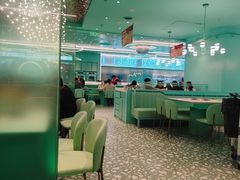 -季季红火锅(柳州城中万达二店)