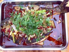 -沈姐万州烤鱼(沙坪坝七中店)