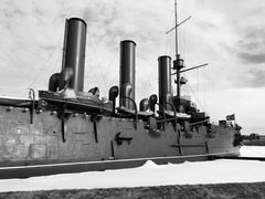 -阿芙乐尔号巡洋舰