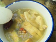 -阿鹏故事云南野生菌火锅(人民路店)