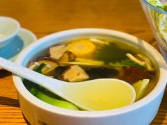 玉米菌菇汤-去茶去餐厅(中央大街店)