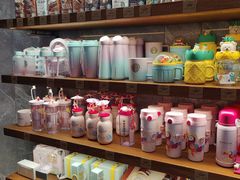 零售区-星巴克臻选(南京艾尚天地店)