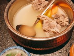 滩羊手抓肉-丝路金桃·新疆菜(徐汇店)