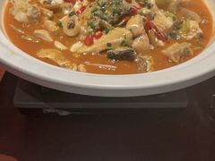 -魏铭鱼头捞饭(晋阳路店)