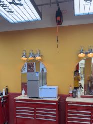 -Devilhands Barbershop男士理容店