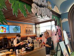 -瑞幸咖啡(江汉路中山大道店)