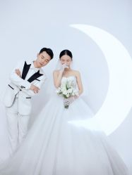 -AOROA·奥洛拉婚纱摄影·旅拍·礼服