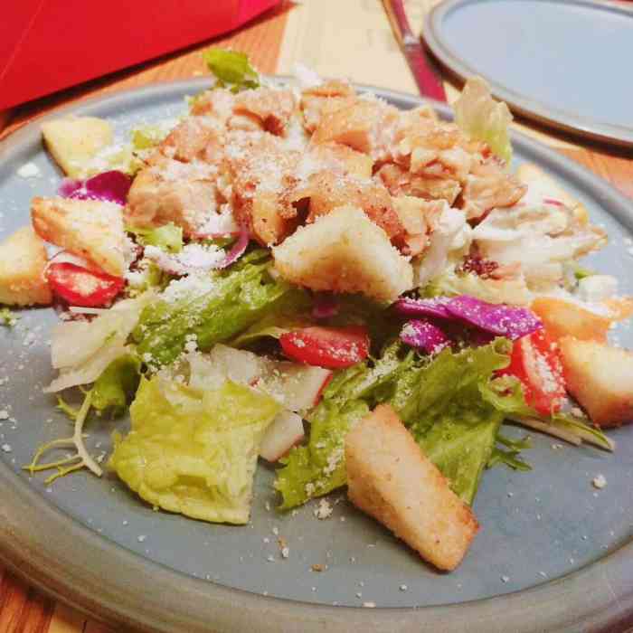 阿卡德米啤酒坊(哈西西城红场店)-"虽然门口不在正街上,但是一进门的