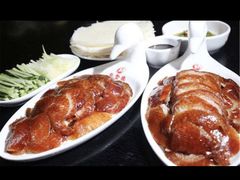 -龙聚德北京烤鸭(沙坪坝华宇A馆店)