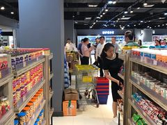 -义乌小商品批发市场(中国小商品城·篁园服装市场店)